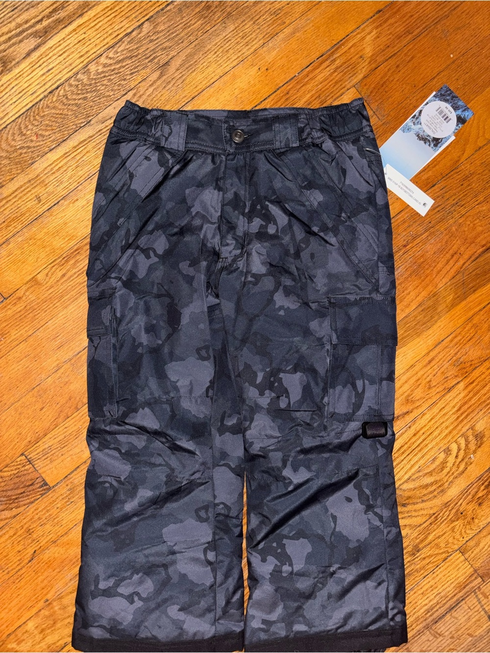 NWT Boys 4/5 snow pants